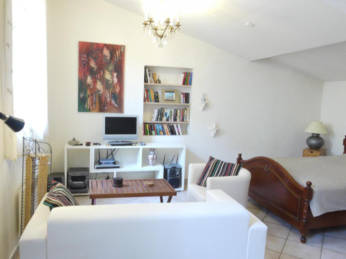 Studio 6 - A Quiet And Spacious Studio Flat In The Old Town ニース エクステリア 写真